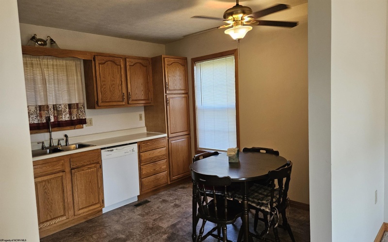 213 3rd Street, Belington, West Virginia 26250-7652, 3 Bedroom Bedrooms, 6 Room Rooms,1 BathroomBathrooms,Single Family Detached,For Sale,3rd,0,10167246 213 3rd Street, Belington, West Virginia 26250-7652, 3 Bedroom Bedrooms, 6 Room Rooms,1 BathroomBathrooms,Single Family Detached,For Sale,3rd,0,10167246