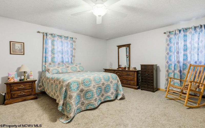 214 Cherry Street, Bridgeport, West Virginia 26330, 3 Bedroom Bedrooms, 8 Room Rooms,1 BathroomBathrooms,Single Family Detached,For Sale,Cherry,0,10167237