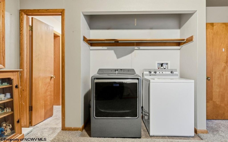 214 Cherry Street, Bridgeport, West Virginia 26330, 3 Bedroom Bedrooms, 8 Room Rooms,1 BathroomBathrooms,Single Family Detached,For Sale,Cherry,0,10167237