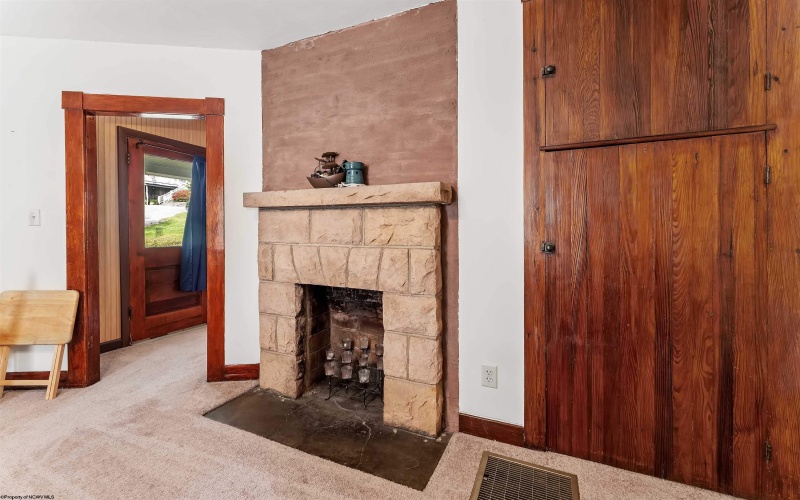 627 Pierpont Road, Morgantown, West Virginia 26508, 2 Bedroom Bedrooms, 5 Room Rooms,1 BathroomBathrooms,Single Family Detached,For Sale,Pierpont,0,10167233