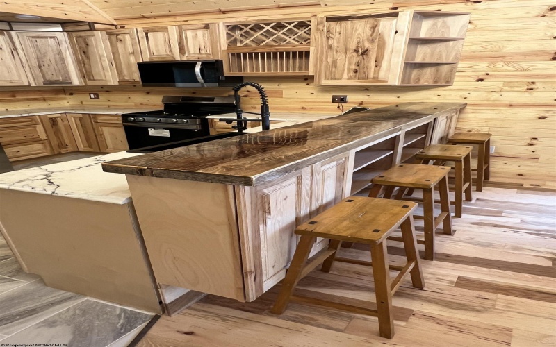 600 Forest Cabin Road, Huttonsville, West Virginia 26273, 2 Bedroom Bedrooms, 6 Room Rooms,2 BathroomBathrooms,Single Family Detached,For Sale,Forest Cabin,0,10161566