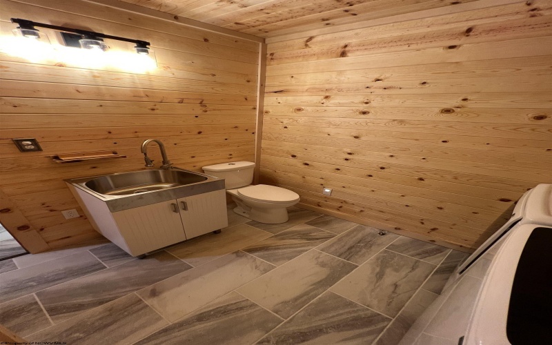 600 Forest Cabin Road, Huttonsville, West Virginia 26273, 2 Bedroom Bedrooms, 6 Room Rooms,2 BathroomBathrooms,Single Family Detached,For Sale,Forest Cabin,0,10161566