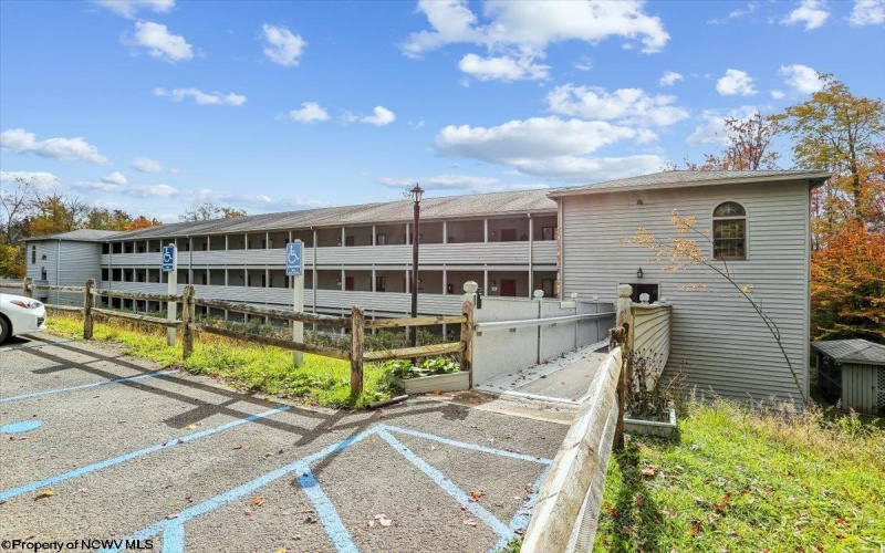 113 Ash Lodge Court, Davis, West Virginia 26260, 1 Bedroom Bedrooms, 3 Room Rooms,1 BathroomBathrooms,Single Family Attached,For Sale,Ash Lodge,0,10167261