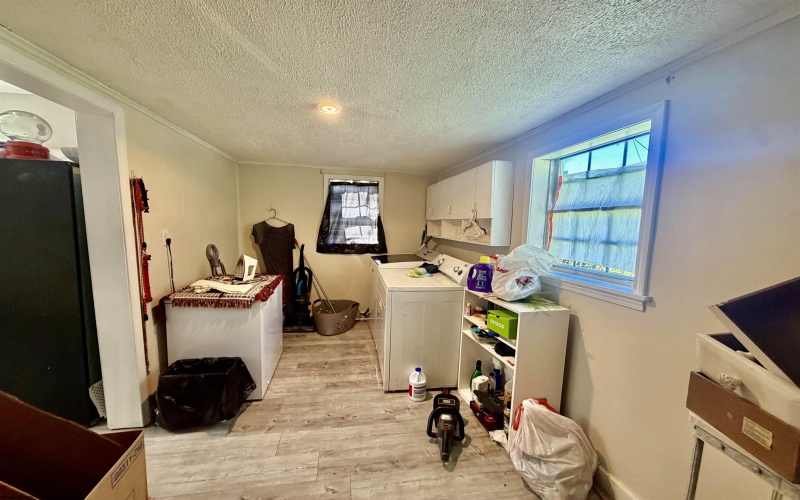 611 Saxman Drive, Barrackville, West Virginia 26559, 3 Bedroom Bedrooms, 6 Room Rooms,1 BathroomBathrooms,Single Family Detached,For Sale,Saxman,0,10167265