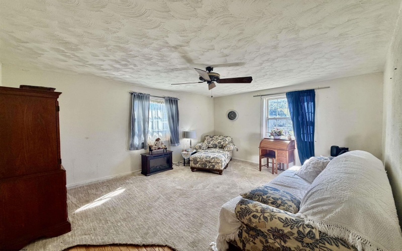 611 Saxman Drive, Barrackville, West Virginia 26559, 3 Bedroom Bedrooms, 6 Room Rooms,1 BathroomBathrooms,Single Family Detached,For Sale,Saxman,0,10167265