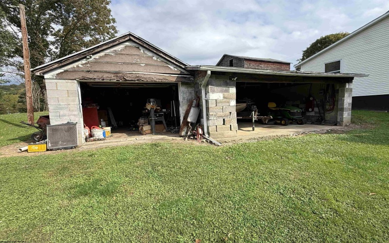 101 Perine Street, Buckhannon, West Virginia 26201, 3 Bedroom Bedrooms, 9 Room Rooms,2 BathroomBathrooms,Single Family Detached,For Sale,Perine,0,10167253 101 Perine Street, Buckhannon, West Virginia 26201, 3 Bedroom Bedrooms, 9 Room Rooms,2 BathroomBathrooms,Single Family Detached,For Sale,Perine,0,10167253