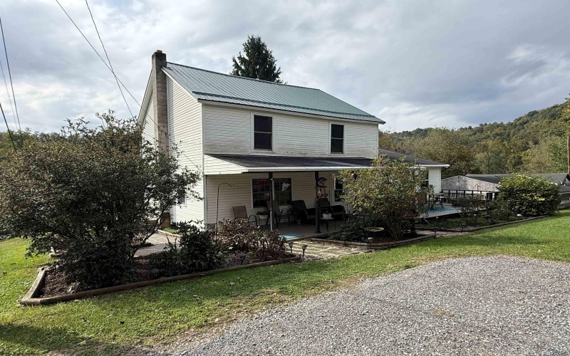 101 Perine Street, Buckhannon, West Virginia 26201, 3 Bedroom Bedrooms, 9 Room Rooms,2 BathroomBathrooms,Single Family Detached,For Sale,Perine,0,10167253 101 Perine Street, Buckhannon, West Virginia 26201, 3 Bedroom Bedrooms, 9 Room Rooms,2 BathroomBathrooms,Single Family Detached,For Sale,Perine,0,10167253