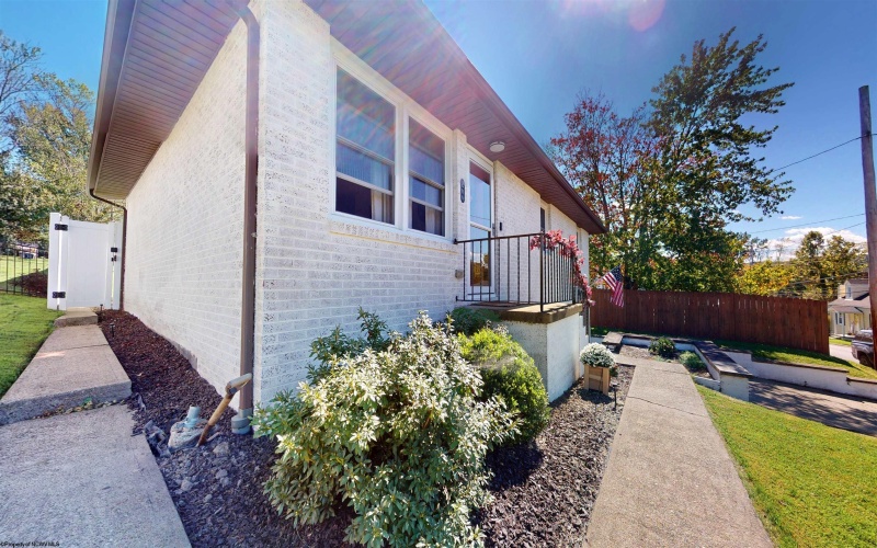 208 Pennsylvania Avenue, Bridgeport, West Virginia 26330, 3 Bedroom Bedrooms, 7 Room Rooms,2 BathroomBathrooms,Single Family Detached,For Sale,Pennsylvania,0,10167250 208 Pennsylvania Avenue, Bridgeport, West Virginia 26330, 3 Bedroom Bedrooms, 7 Room Rooms,2 BathroomBathrooms,Single Family Detached,For Sale,Pennsylvania,0,10167250