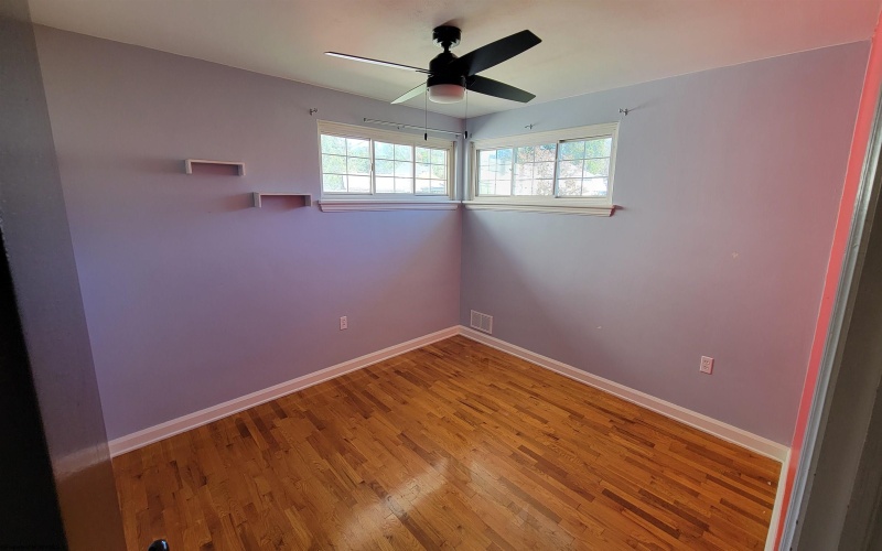120 Seneca Drive, Clarksburg, West Virginia 26301, 3 Bedroom Bedrooms, 6 Room Rooms,1 BathroomBathrooms,Single Family Detached,For Sale,Seneca,0,10167251 120 Seneca Drive, Clarksburg, West Virginia 26301, 3 Bedroom Bedrooms, 6 Room Rooms,1 BathroomBathrooms,Single Family Detached,For Sale,Seneca,0,10167251