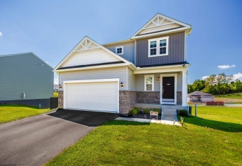 126 Eastview Way, Fairmont, West Virginia 26554, 3 Bedroom Bedrooms, 7 Room Rooms,2 BathroomBathrooms,Single Family Detached,For Sale,Eastview,0,10167264
