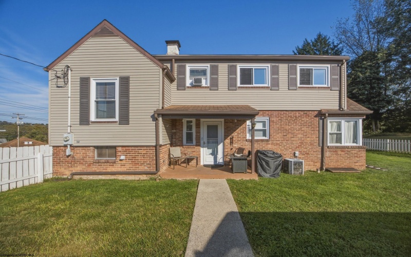 10 Savannah Street, Westover, West Virginia 26501, 3 Bedroom Bedrooms, 8 Room Rooms,2 BathroomBathrooms,Single Family Detached,For Sale,Savannah,0,10167291