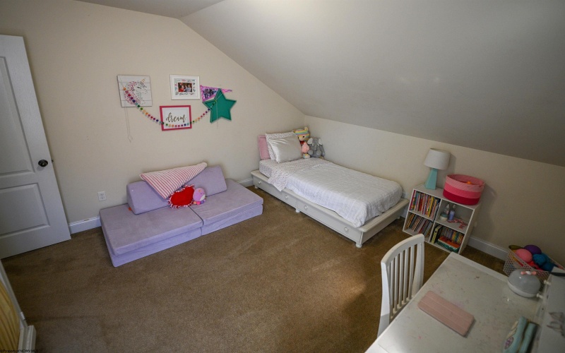 29 Woodbury Drive, Fairmont, West Virginia 26554, 4 Bedroom Bedrooms, 8 Room Rooms,4 BathroomBathrooms,Single Family Detached,For Sale,Woodbury,0,10167289