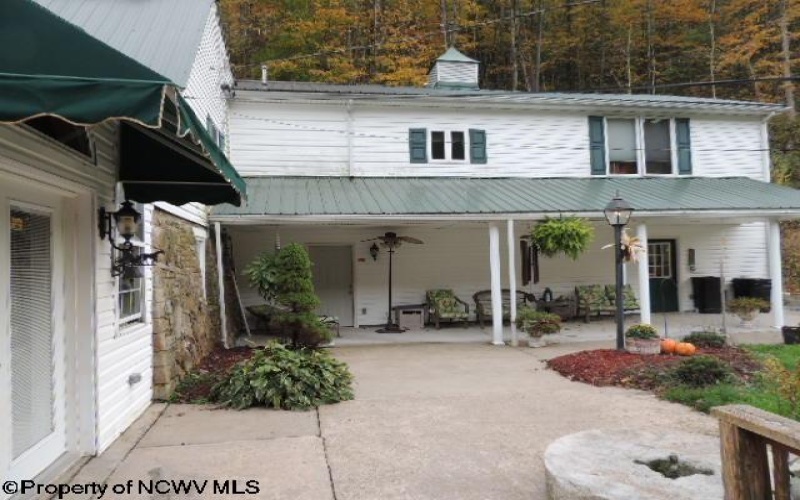 463&489 Slab Camp Road, Independence, West Virginia 26374, 4 Bedroom Bedrooms, 11 Room Rooms,4 BathroomBathrooms,Single Family Detached,For Sale,Slab Camp,0,10167281