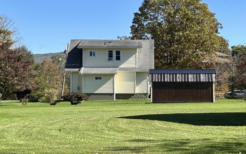 197 Sturmer Street, Belington, West Virginia 26250, 3 Bedroom Bedrooms, 6 Room Rooms,2 BathroomBathrooms,Single Family Detached,For Sale,Sturmer,0,10167272