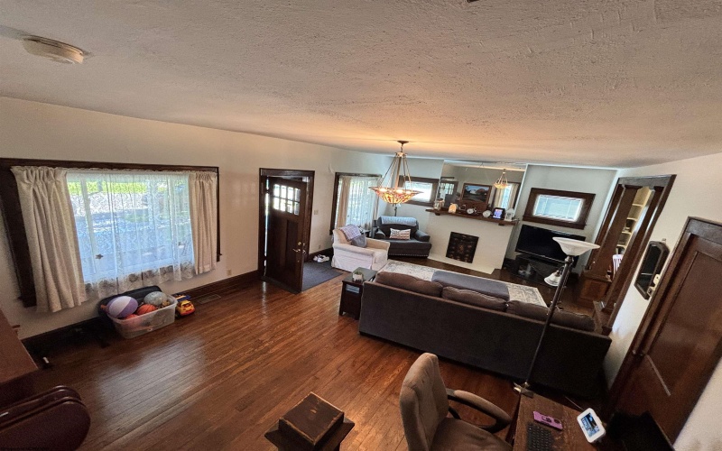 197 Sturmer Street, Belington, West Virginia 26250, 3 Bedroom Bedrooms, 6 Room Rooms,2 BathroomBathrooms,Single Family Detached,For Sale,Sturmer,0,10167272