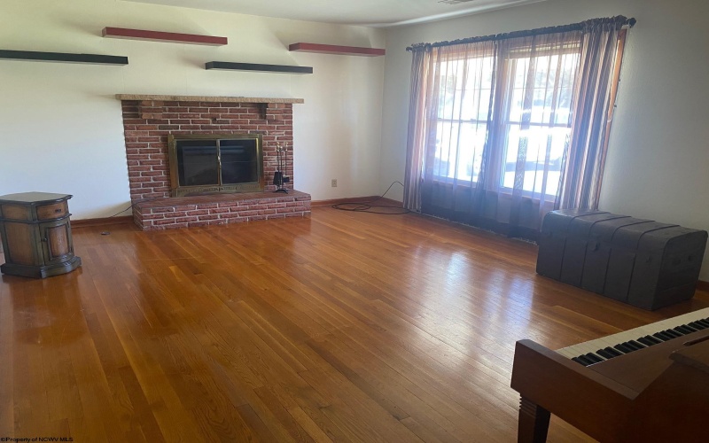 105 Wilton Avenue, Elkins, West Virginia 26241, 3 Bedroom Bedrooms, 10 Room Rooms,2 BathroomBathrooms,Single Family Detached,For Sale,Wilton,0,10167286