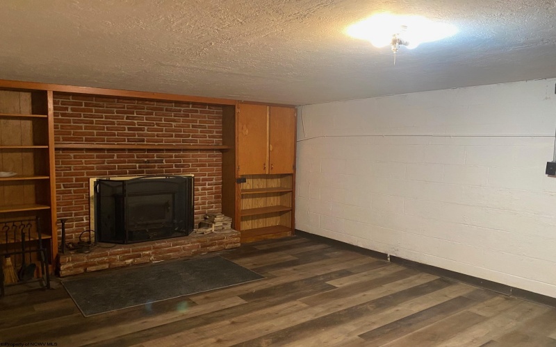 105 Wilton Avenue, Elkins, West Virginia 26241, 3 Bedroom Bedrooms, 10 Room Rooms,2 BathroomBathrooms,Single Family Detached,For Sale,Wilton,0,10167286