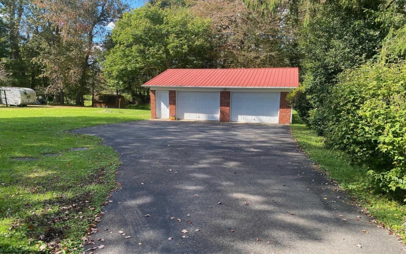105 Wilton Avenue, Elkins, West Virginia 26241, 3 Bedroom Bedrooms, 10 Room Rooms,2 BathroomBathrooms,Single Family Detached,For Sale,Wilton,0,10167286