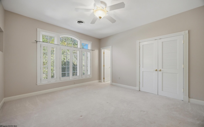 24 Woodcliff Drive, Fairmont, West Virginia 26554, 5 Bedroom Bedrooms, 14 Room Rooms,6 BathroomBathrooms,Single Family Detached,For Sale,Woodcliff,0,10167296