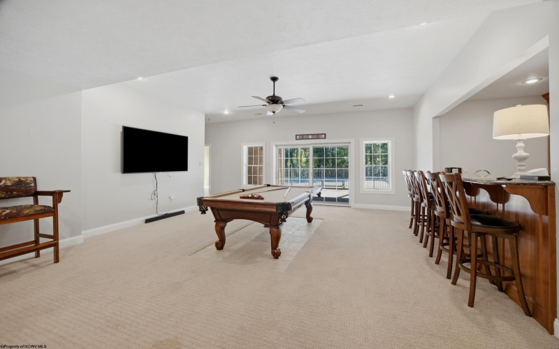 24 Woodcliff Drive, Fairmont, West Virginia 26554, 5 Bedroom Bedrooms, 14 Room Rooms,6 BathroomBathrooms,Single Family Detached,For Sale,Woodcliff,0,10167296