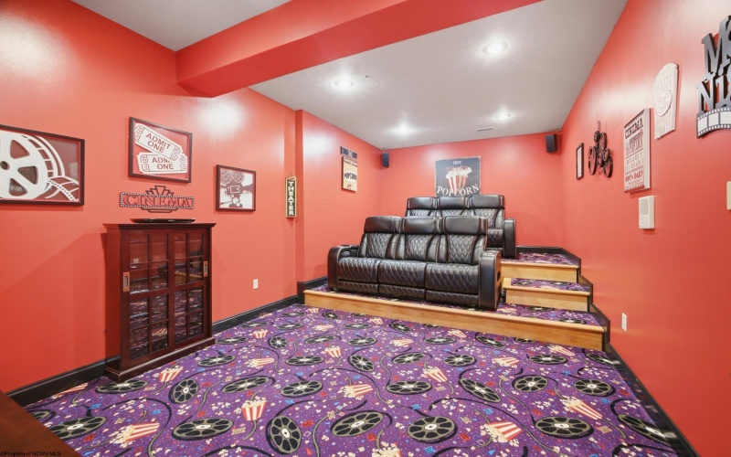 24 Woodcliff Drive, Fairmont, West Virginia 26554, 5 Bedroom Bedrooms, 14 Room Rooms,6 BathroomBathrooms,Single Family Detached,For Sale,Woodcliff,0,10167296