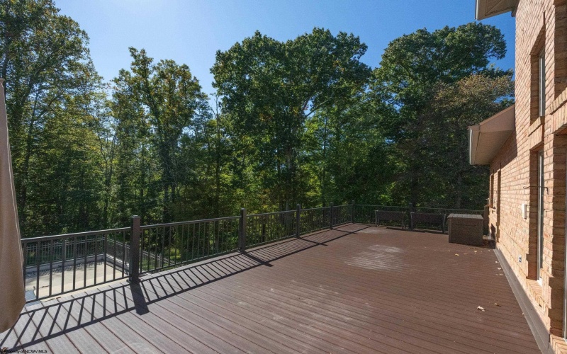 24 Woodcliff Drive, Fairmont, West Virginia 26554, 5 Bedroom Bedrooms, 14 Room Rooms,6 BathroomBathrooms,Single Family Detached,For Sale,Woodcliff,0,10167296