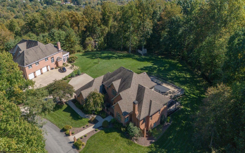 24 Woodcliff Drive, Fairmont, West Virginia 26554, 5 Bedroom Bedrooms, 14 Room Rooms,6 BathroomBathrooms,Single Family Detached,For Sale,Woodcliff,0,10167296