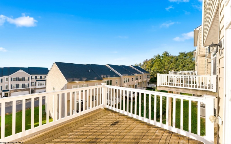3907 Sun Way, Morgantown, West Virginia 26505, 4 Bedroom Bedrooms, 7 Room Rooms,2 BathroomBathrooms,Single Family Attached,For Sale,Sun,0,10167313