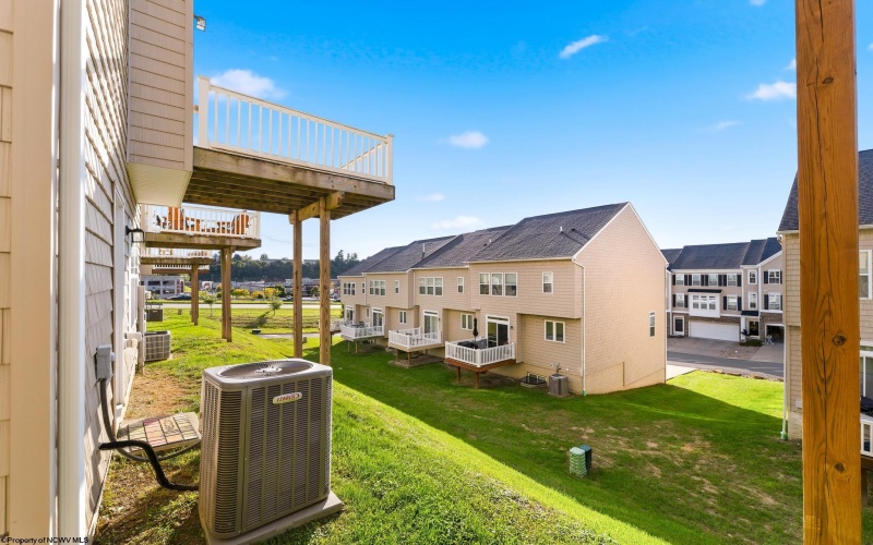 3907 Sun Way, Morgantown, West Virginia 26505, 4 Bedroom Bedrooms, 7 Room Rooms,2 BathroomBathrooms,Single Family Attached,For Sale,Sun,0,10167313