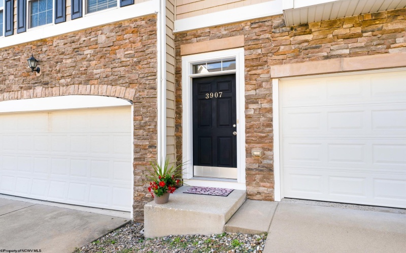 3907 Sun Way, Morgantown, West Virginia 26505, 4 Bedroom Bedrooms, 7 Room Rooms,2 BathroomBathrooms,Single Family Attached,For Sale,Sun,0,10167313