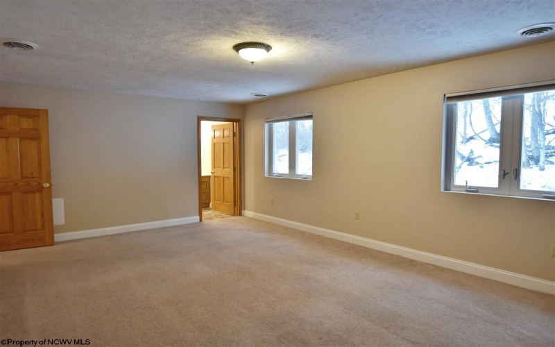 134 Timberbrook Lane, Bridgeport, West Virginia 26330, 4 Bedroom Bedrooms, 7 Room Rooms,4 BathroomBathrooms,Residential Rentals,For Rent,Timberbrook,0,10166829