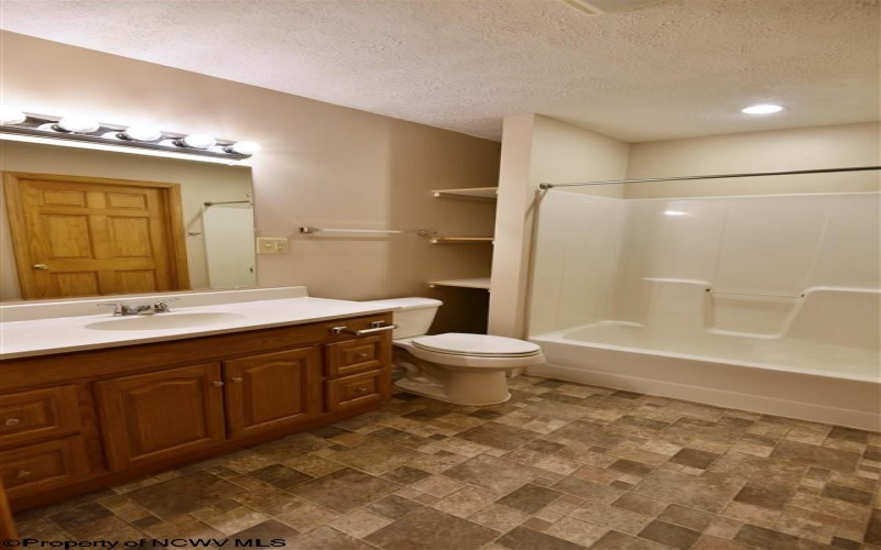 134 Timberbrook Lane, Bridgeport, West Virginia 26330, 4 Bedroom Bedrooms, 7 Room Rooms,4 BathroomBathrooms,Residential Rentals,For Rent,Timberbrook,0,10166829