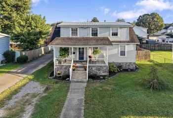 11 Lincoln Street, Buckhannon, West Virginia 26201, 2 Bedroom Bedrooms, 5 Room Rooms,1 BathroomBathrooms,Single Family Detached,For Sale,Lincoln,0,10167317