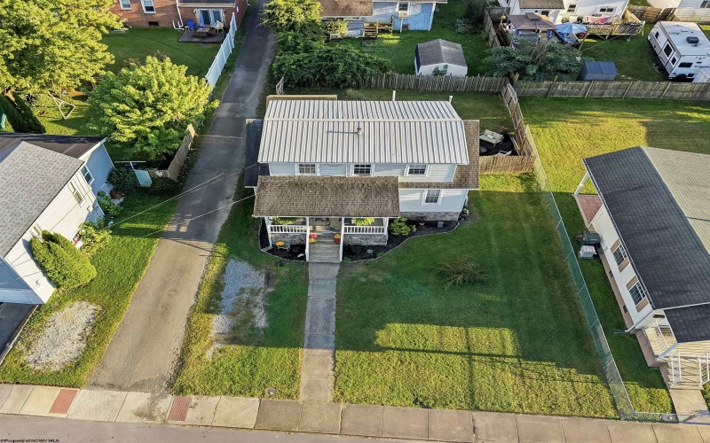 11 Lincoln Street, Buckhannon, West Virginia 26201, 2 Bedroom Bedrooms, 5 Room Rooms,1 BathroomBathrooms,Single Family Detached,For Sale,Lincoln,0,10167317