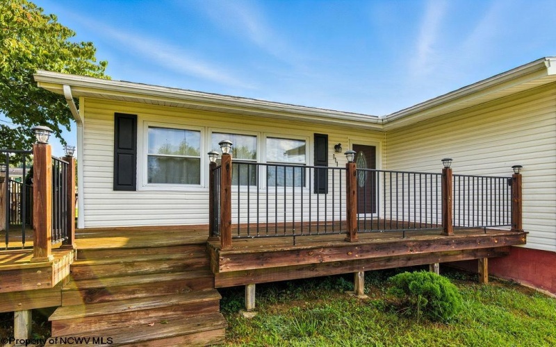 111 Circle Drive, Bridgeport, West Virginia 26330, 3 Bedroom Bedrooms, 6 Room Rooms,2 BathroomBathrooms,Single Family Detached,For Sale,Circle,0,10161217