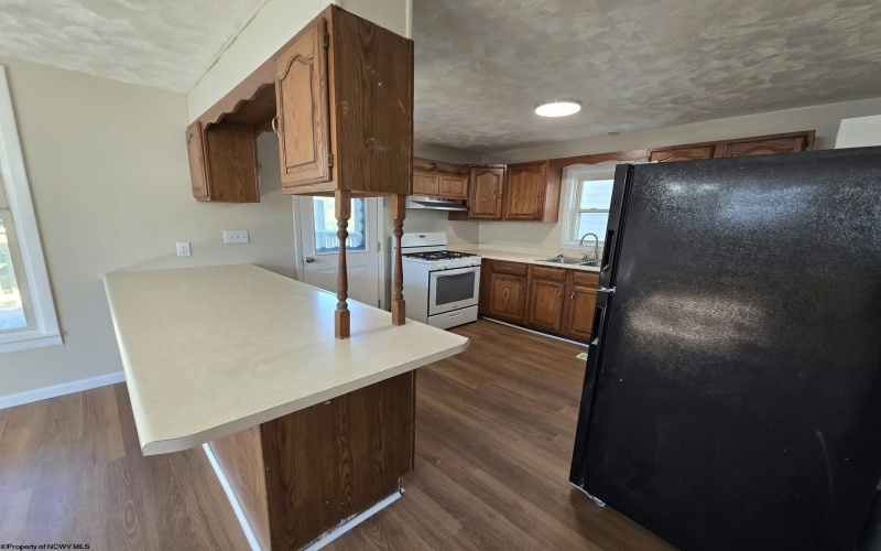 406 Stealey Avenue, Clarksburg, West Virginia 26301, 3 Bedroom Bedrooms, 6 Room Rooms,1 BathroomBathrooms,Single Family Detached,For Sale,Stealey,0,10167298