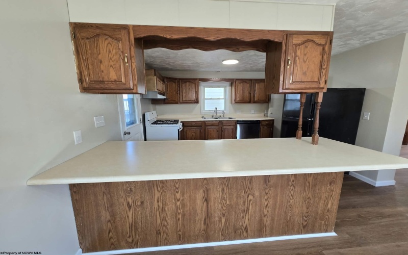 406 Stealey Avenue, Clarksburg, West Virginia 26301, 3 Bedroom Bedrooms, 6 Room Rooms,1 BathroomBathrooms,Single Family Detached,For Sale,Stealey,0,10167298