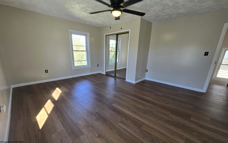 406 Stealey Avenue, Clarksburg, West Virginia 26301, 3 Bedroom Bedrooms, 6 Room Rooms,1 BathroomBathrooms,Single Family Detached,For Sale,Stealey,0,10167298