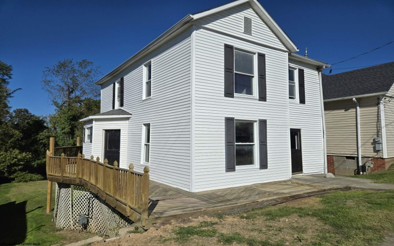 406 Stealey Avenue, Clarksburg, West Virginia 26301, 3 Bedroom Bedrooms, 6 Room Rooms,1 BathroomBathrooms,Single Family Detached,For Sale,Stealey,0,10167298