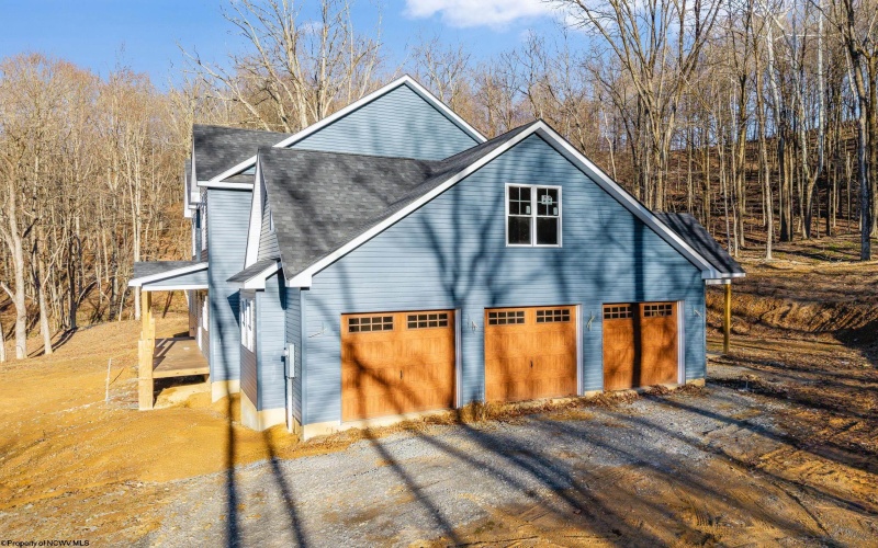 1002 Poplar Drive, Grafton, West Virginia 26354, 5 Bedroom Bedrooms, 9 Room Rooms,4 BathroomBathrooms,Single Family Detached,For Sale,Poplar,0,10163484