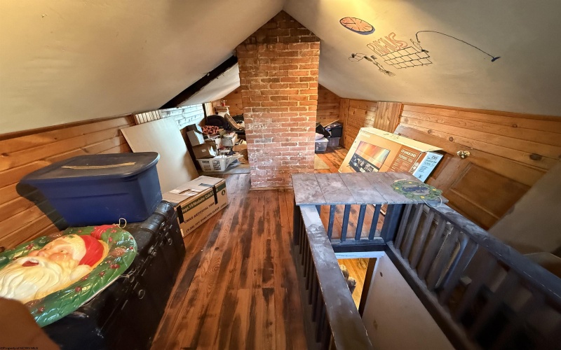 1009 Henry Avenue, Elkins, West Virginia 26241, 3 Bedroom Bedrooms, 10 Room Rooms,2 BathroomBathrooms,Single Family Detached,For Sale,Henry,0,10167301