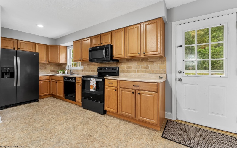 7 Buxton Lane, Morgantown, West Virginia 26508, 3 Bedroom Bedrooms, 5 Room Rooms,2 BathroomBathrooms,Single Family Detached,For Sale,Buxton,0,10167299 7 Buxton Lane, Morgantown, West Virginia 26508, 3 Bedroom Bedrooms, 5 Room Rooms,2 BathroomBathrooms,Single Family Detached,For Sale,Buxton,0,10167299