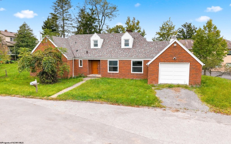 59 Musket Drive, Morgantown, West Virginia 26505, 4 Bedroom Bedrooms, 9 Room Rooms,2 BathroomBathrooms,Single Family Detached,For Sale,Musket,0,10167300