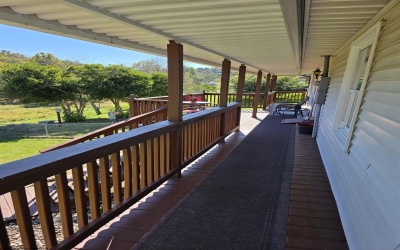 1506 Francis Mine Road, Fairmont, West Virginia 26554, 3 Bedroom Bedrooms, 7 Room Rooms,2 BathroomBathrooms,Single Family Detached,For Sale,Francis Mine,0,10167311