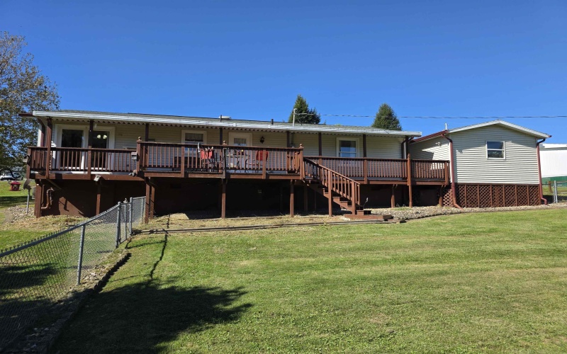 1506 Francis Mine Road, Fairmont, West Virginia 26554, 3 Bedroom Bedrooms, 7 Room Rooms,2 BathroomBathrooms,Single Family Detached,For Sale,Francis Mine,0,10167311