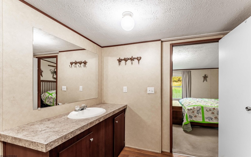768 Nicholson Loop Road, Morgantown, West Virginia 26508, 3 Bedroom Bedrooms, 8 Room Rooms,2 BathroomBathrooms,Single Family Detached,For Sale,Nicholson Loop,0,10167308