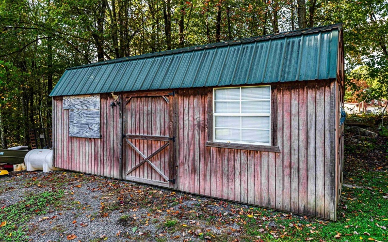 768 Nicholson Loop Road, Morgantown, West Virginia 26508, 3 Bedroom Bedrooms, 8 Room Rooms,2 BathroomBathrooms,Single Family Detached,For Sale,Nicholson Loop,0,10167308