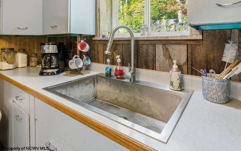 7339 McElroy Creek Road, West Union, West Virginia 26456, 3 Bedroom Bedrooms, 10 Room Rooms,2 BathroomBathrooms,Single Family Detached,For Sale,McElroy Creek,0,10167310