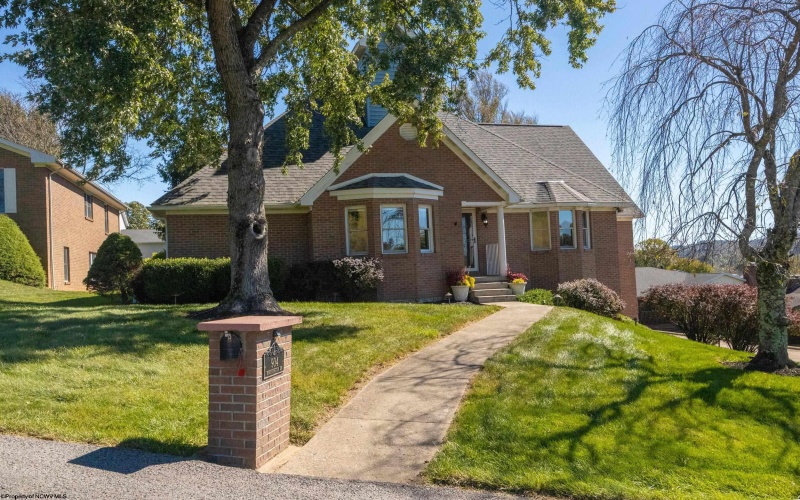 904 Worthington Drive, Bridgeport, West Virginia 26330, 3 Bedroom Bedrooms, 9 Room Rooms,2 BathroomBathrooms,Single Family Detached,For Sale,Worthington,0,10167321