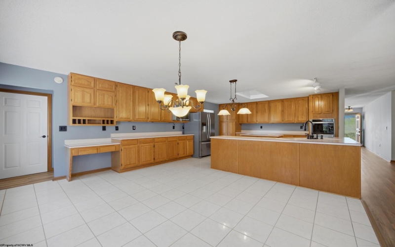 904 Worthington Drive, Bridgeport, West Virginia 26330, 3 Bedroom Bedrooms, 9 Room Rooms,2 BathroomBathrooms,Single Family Detached,For Sale,Worthington,0,10167321